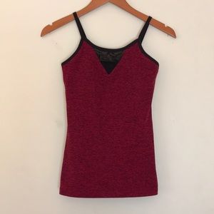 Beyond Yoga Space Dye Mesh Triangle Tank Red S